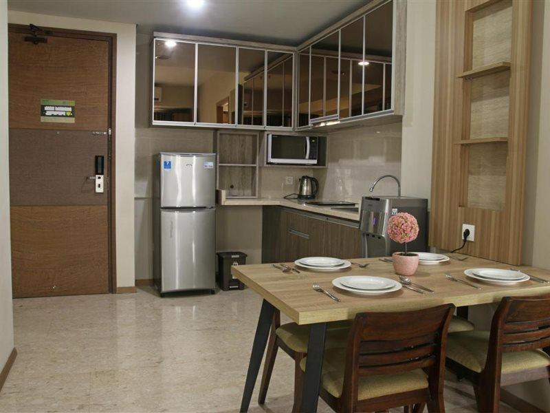 Graha Makara Suite Hotel & Residence Cikarang Zewnętrze zdjęcie